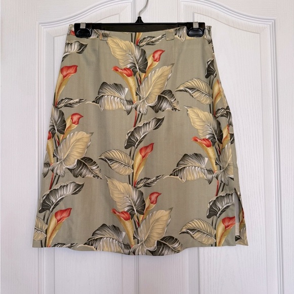 Tommy Bahama Tropical Vintage Y2K Skirt 100% Silk Green, Orange, Yellow Size 6 - Picture 1 of 9